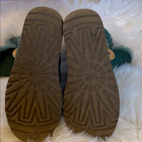 Ugg’s - Picture 3 of 3
